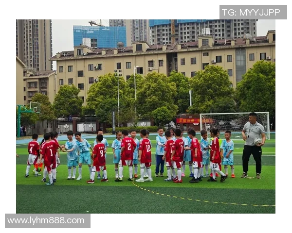 足球的热爱与激情探讨如何在生活中培养足球兴趣与技能